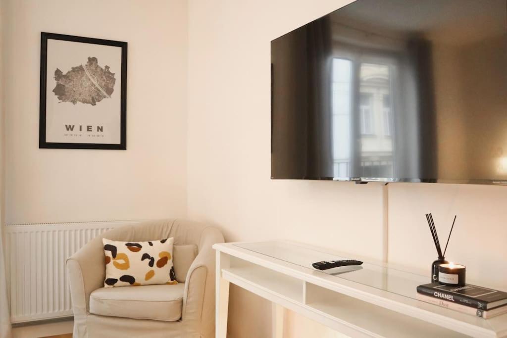 Charming, Modern & Spacious Apartment Viyana Dış mekan fotoğraf